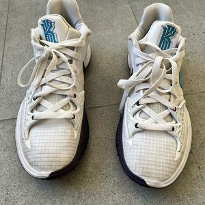Nike Kyrie White Laser Blue Purple Mens as 8.5